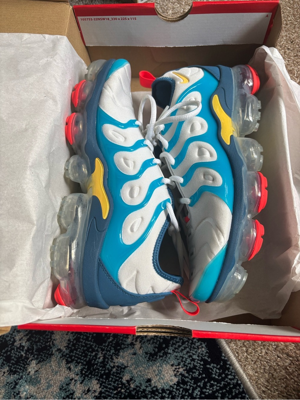 Nike Mens Air VaporMax Plus- White/Citron Pulse Blanc/Citron Pulsation
